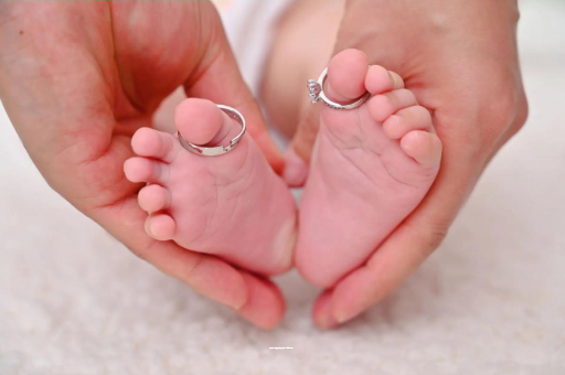 德宏孕妇六个月肚子多大